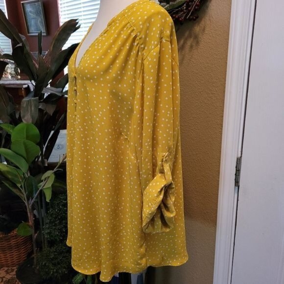 Torrid Chartreuse Green Top Blouse Polka Dot Dots Size Torrid 3 3X 3XL - Picture 2 of 8